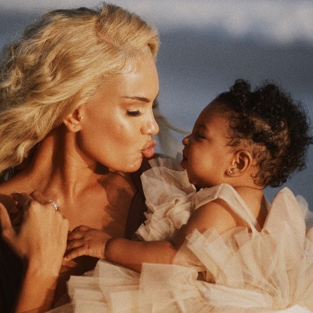 Amirah Dyme becam mother in 2022.